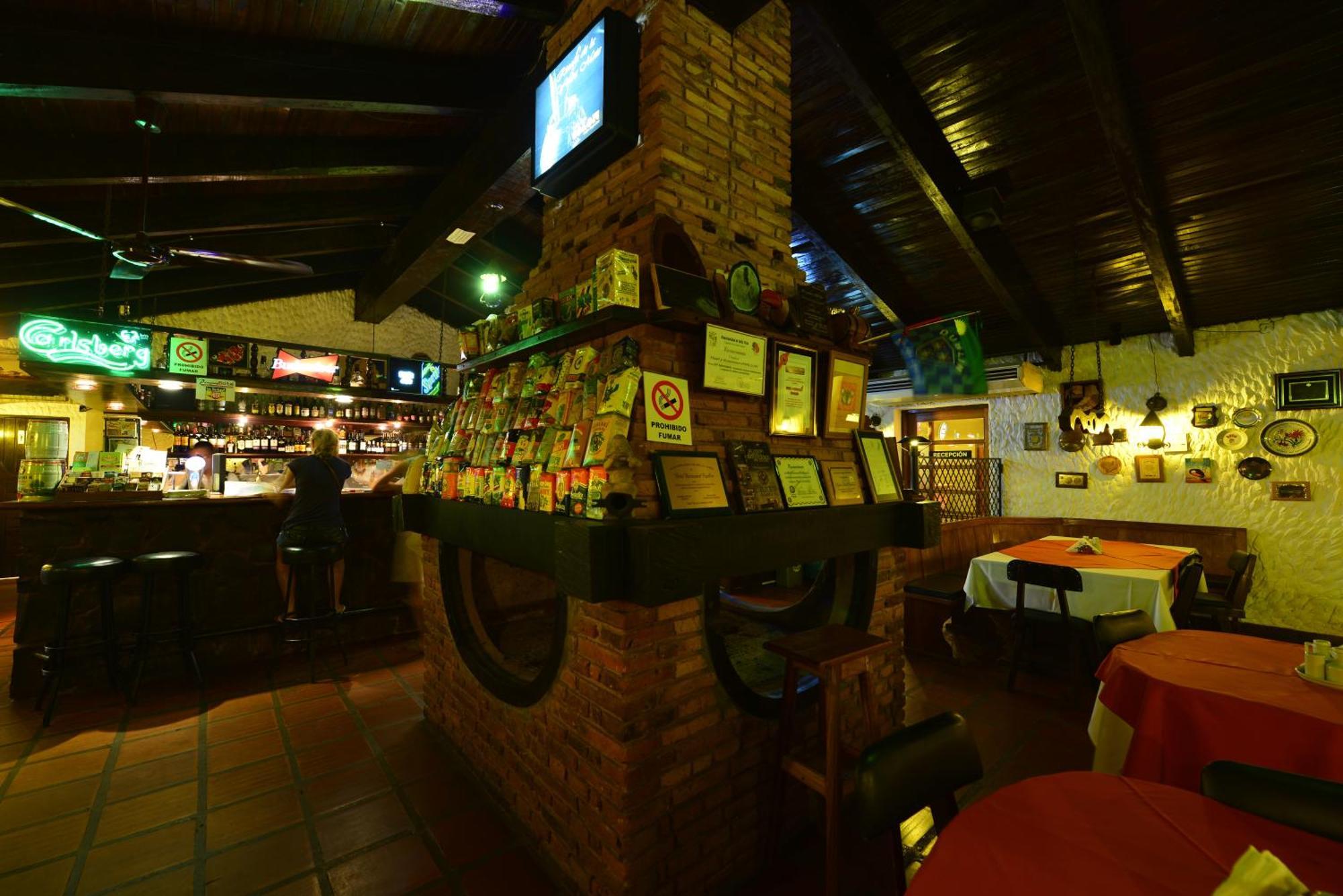 Hotel Restaurant Papillon Bella Vista Sur Kültér fotó